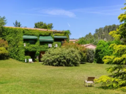 Lou Paradou Hotels in Alpes-de-Haute-Provence