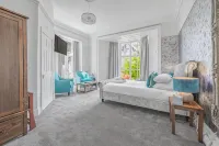 Latimer House