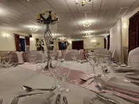 Marsh Farm Hotel - sarapan