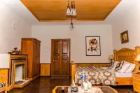 Pine Top Hotel Murree