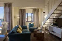 Desert Sands Boutique B&B | Self-Catering - parkir