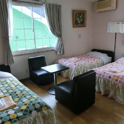 Tateyamasanroku Onsen Iyashi No Yuyado Crayon House Hotels in 