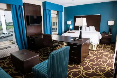 Hampton Inn & Suites by Hilton Regina East Gate Отели в г. Реджайна