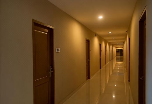 스미냑 스퀘어 호텔 외관