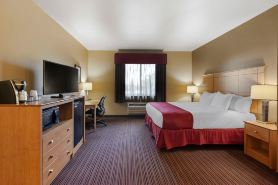Best Western Golden Prairie Inn Suites