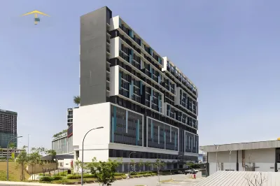 Core Suite KLIA by DreamScape Hotels near Lingkaran Cyber Point Park