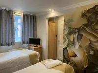The George Hotel Pangbourne Hotels in 