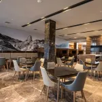 Courtyard San Luis Potosi, Los Lagos