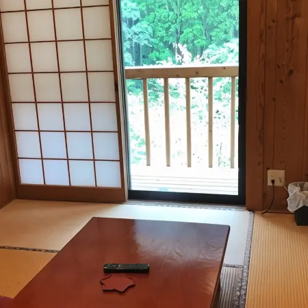 Anraku Onsen Shumine