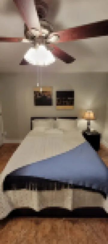 Cozy and private studio. Perfectly located to the beach & major shopping centers