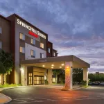 亨德森拉斯維加斯SpringHill Suites 飯店 杜魯內華達大學附近的飯店