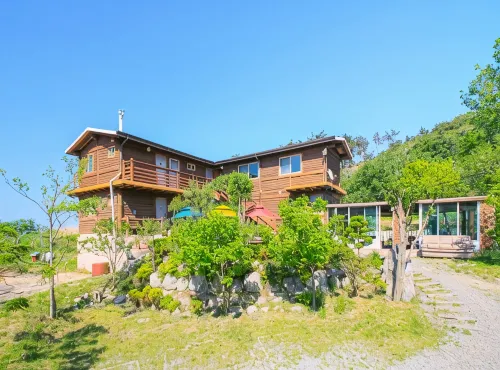 Yangyang Haebyeonsanjang Pension - مبيت وإفطار