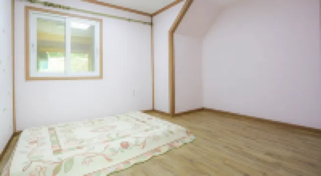 野山艾麗亞O2旅館