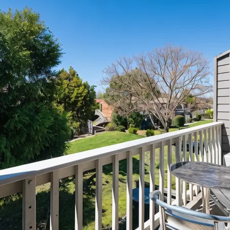 Bathurst Studio Apartments