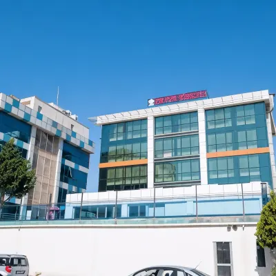 The Port Guzelyalı Hotels near Tuzla Shipyard