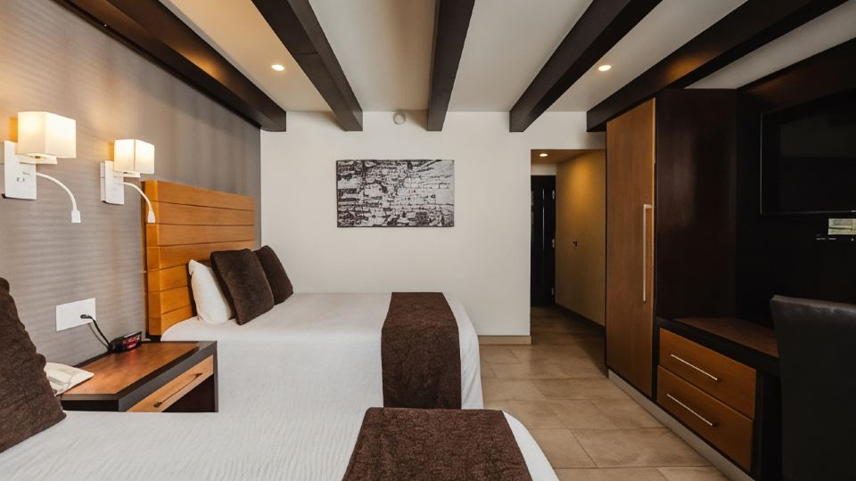 La Pinta Hotel