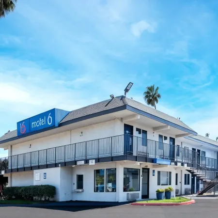 Motel 6 Pleasanton, CA