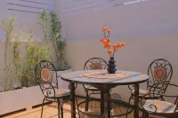 Qianyuxian Courtyard Homestay (Millennium City Park)