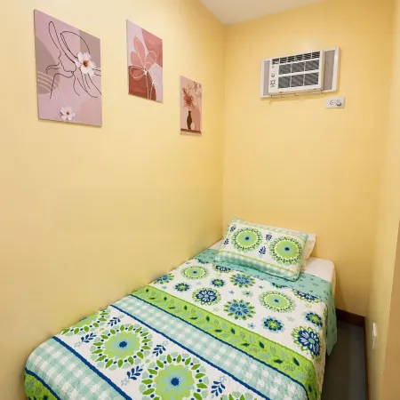 Belechl Ranch Studio Rental - Cozy Compact Room with Private Bathroom