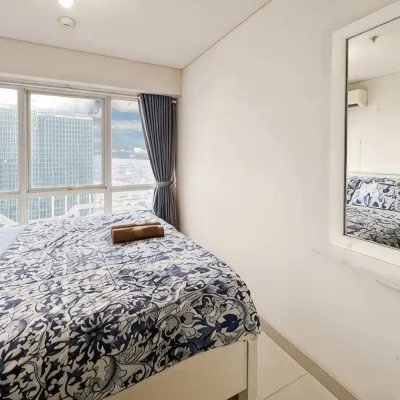 BEST View 1BR Apt Callia w/ Pool, Gym & Wi-Fi Hotels near Old Shanghai Sedayu City