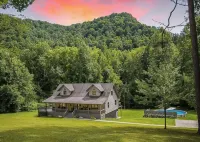 Pool - Fire Pit - RV Parking - Movie Theater - Arcade - Family Friendly