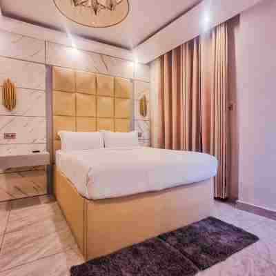 Platinum Lux 1- Bedroom Unit @ The O's Apartments Rooms
