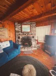 Charming 2-Bedroom Cabin with Wi-fi, A/C and Laundry in Beautiful Ogunquit, ME - Holiday bungalows