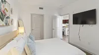 Modern 1Br 8 Minutes to Dallas World Cup Stadium. Free Parking, Gym + Fast WiFi
