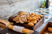 Melia Vinpearl Quang Binh - breakfast