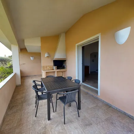 Beautiful apartment in Residence with swimming pool, garden and terrace