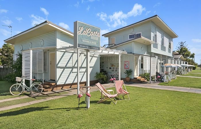 La Costa Beachside Motel