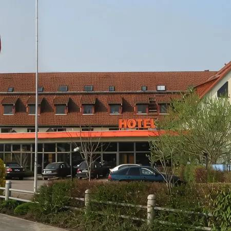 West Hotel an der Sächsischen Weinstrasse