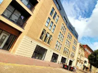 Stylish 2BR Apartment in the Heart of Cardiff Bay Hotels in Butetown