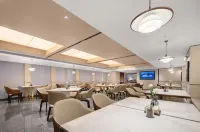 Quantangji Hotel (Xi'an Bell Tower Huimin Street)