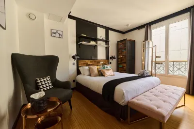 Madrigal Hoteles cerca de Instituto Pasteur