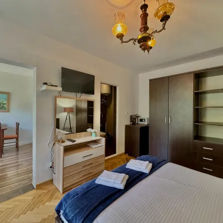 FOR-A Apartmani