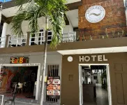 White Sand Playa Hotele w: 