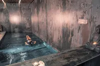 Rafa Nadal Academy Residence in Mallorca - Hot Springs