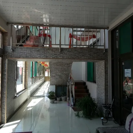 Juyuan Express Hotel