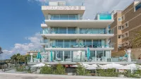 The Hype Beachhouse - สระว่ายน้ำแบบอินฟินิตี้