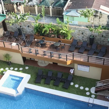 Queens Hotel Angeles City