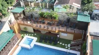 Queens Hotel Angeles City