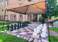 GetAways at Falcon Point Resort