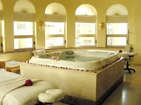 Great Ocean View - 6 Star Luxury - Extras!!