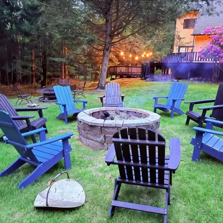 Ultimate Family Workation: 4Sleep Area w/ Game Room, High-Speed WiFi & Fire Pit