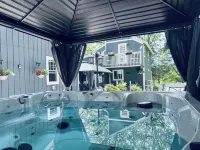 Tranquility in 3Br Pocono House Private Pool, Sauna,Hot Tub, Game Room, Fire Pit - 4-Star