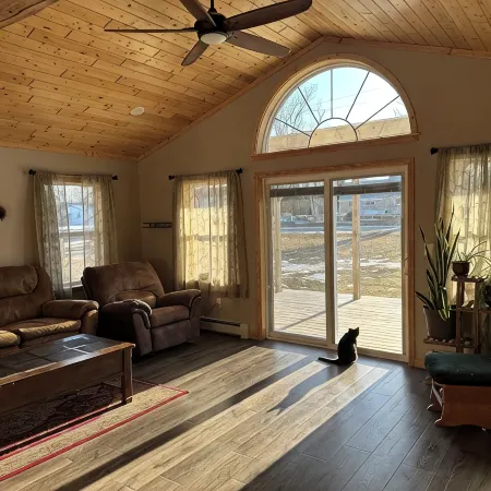 Specious 7 bedroom house in Gould City. Centrally located for your UP adventures