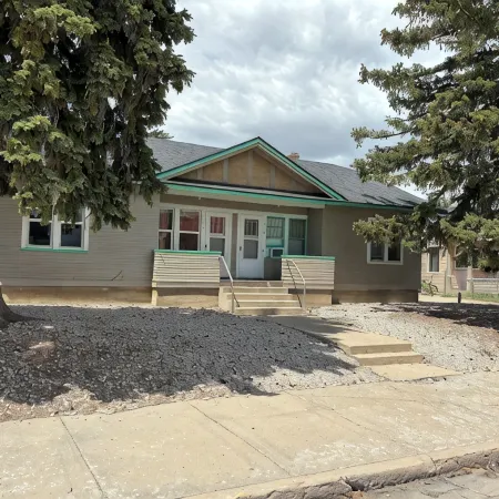 Charming 1-bedroom Duplex with AC, WiFi, Gym access etc...