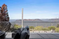 Elysian on the Escarpment with Mountain Views