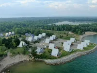 Cozy 2 bedroom 1.5 bath Lake House Cabin